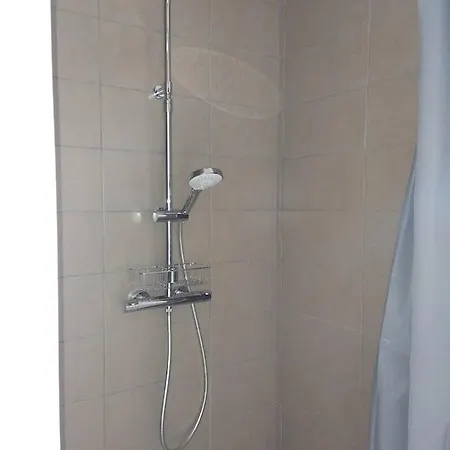 Villa Villa Avec Piscine Privee A Martel, 70 M² Pour 5 Personnes